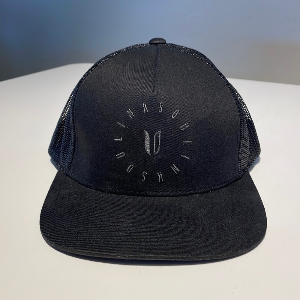 NWOT Linksoul hat, black